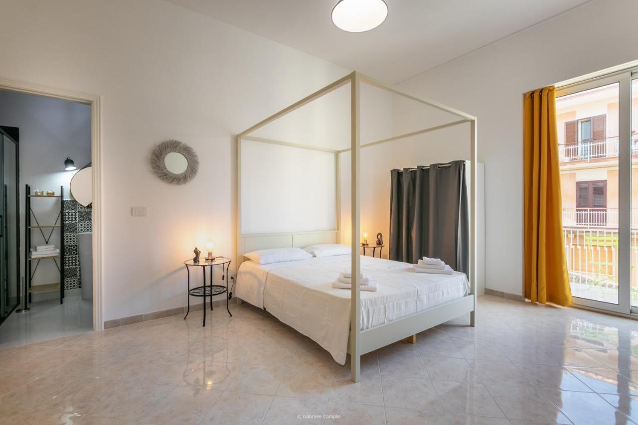 Bed and Breakfast Oniro à Avola Extérieur photo
