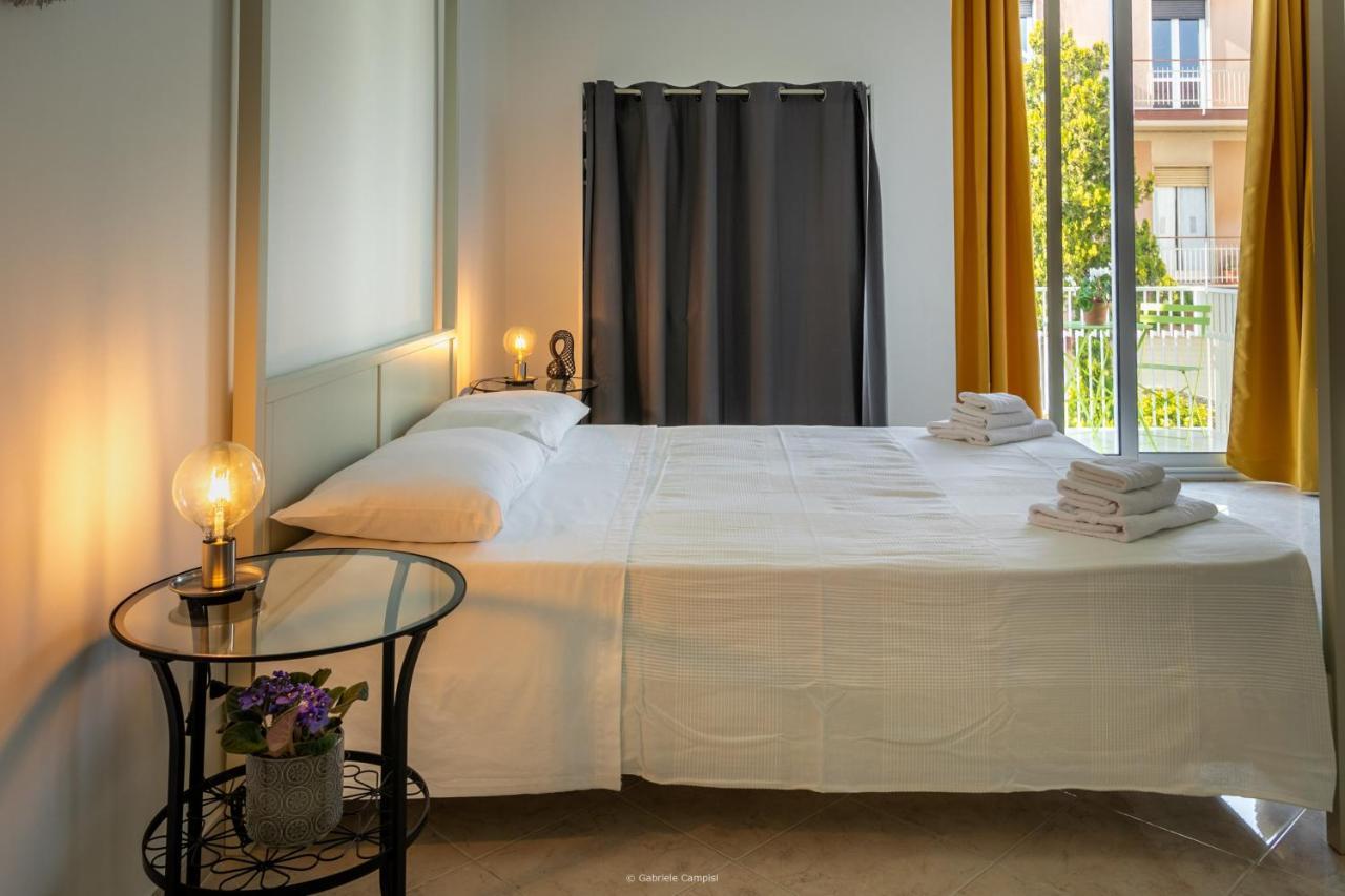 Bed and Breakfast Oniro à Avola Extérieur photo