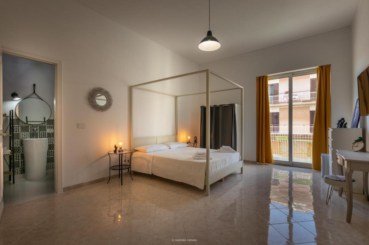 Bed and Breakfast Oniro à Avola Extérieur photo